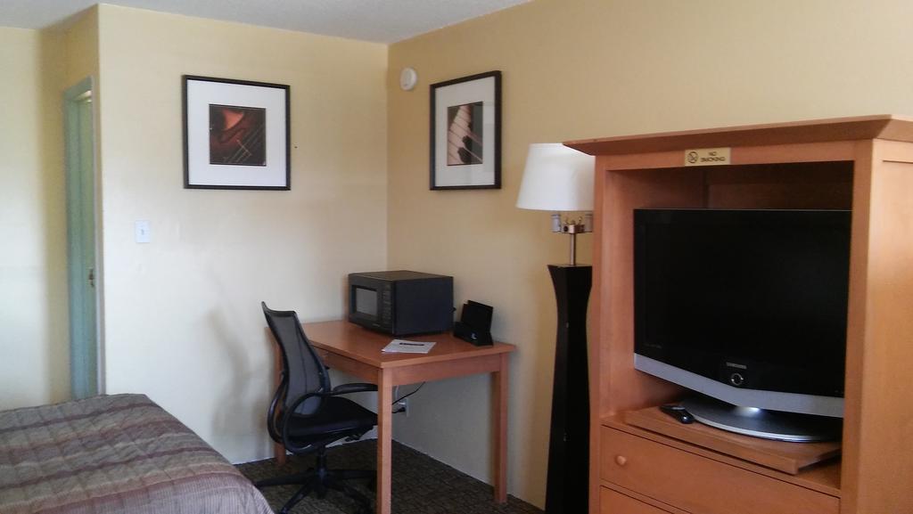 Studio Apartments Sterling Room photo